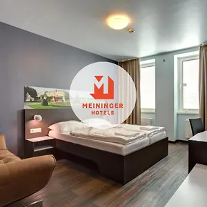 Meininger Downtown Sissi 3* Bécs