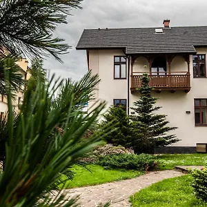 Gimnazjalna 5 - I W Centrum Zakopanego , زاكوباني بولندا