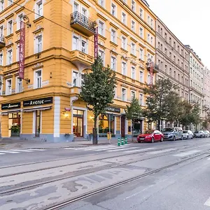 επισκεφθείτε το ξενοδοχείο